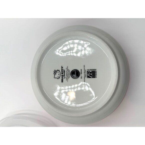 Hello Kitty Ceramic Bowl With Lid - Picture 6 of 6